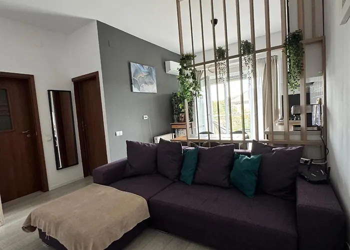 Alexia Bliss Coresi *